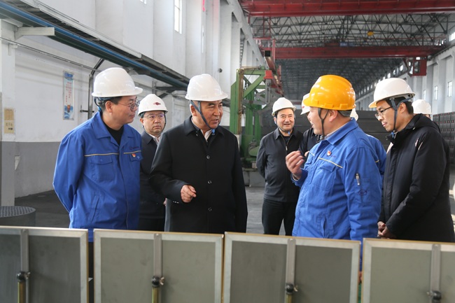 青海省委常委、海東市委書記烏拉孜別克·熱蘇力汗一行到萬基控股集團(tuán)調(diào)研