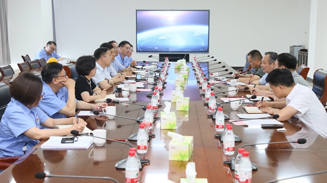 河南省國資委黨委副書記、主任吳祖明一行到萬基控股集團(tuán)調(diào)研