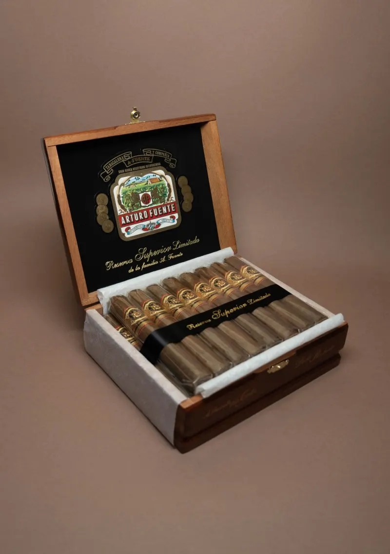Arturo Fuente, Don Carlos Double Robusto