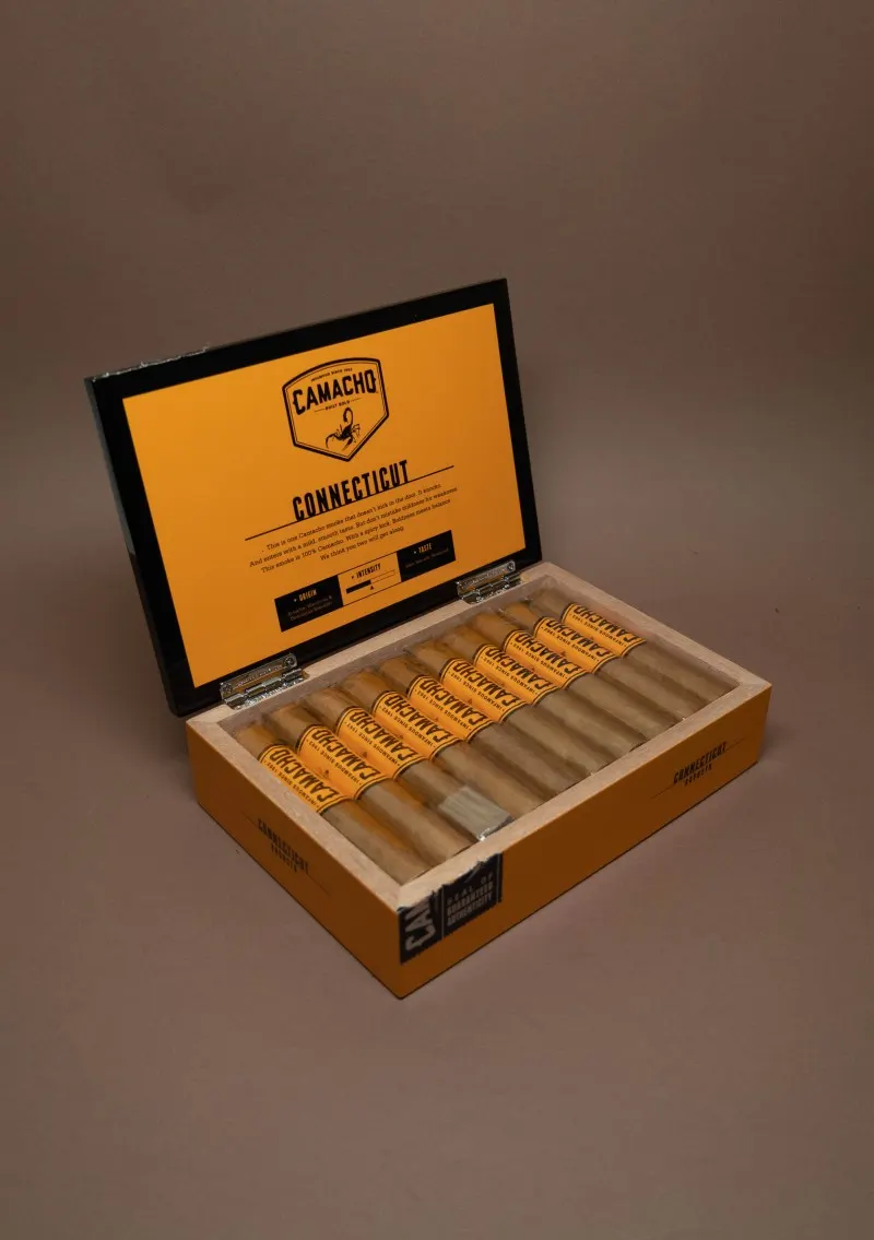 Camacho, Connecticut Robusto