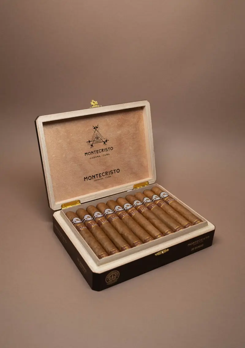 Montecristo, Linea 1935 Dumas Aged 2018