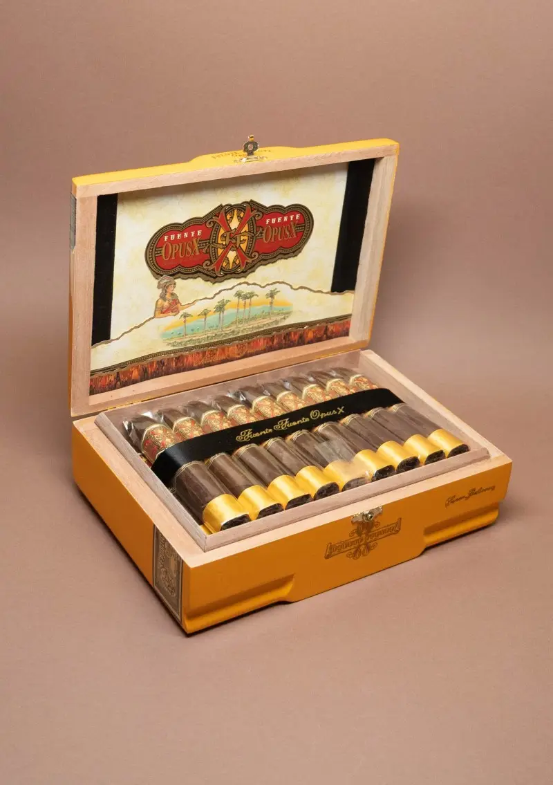 Arturo Fuente, FFOX Oscuro Oro Super Belicoso