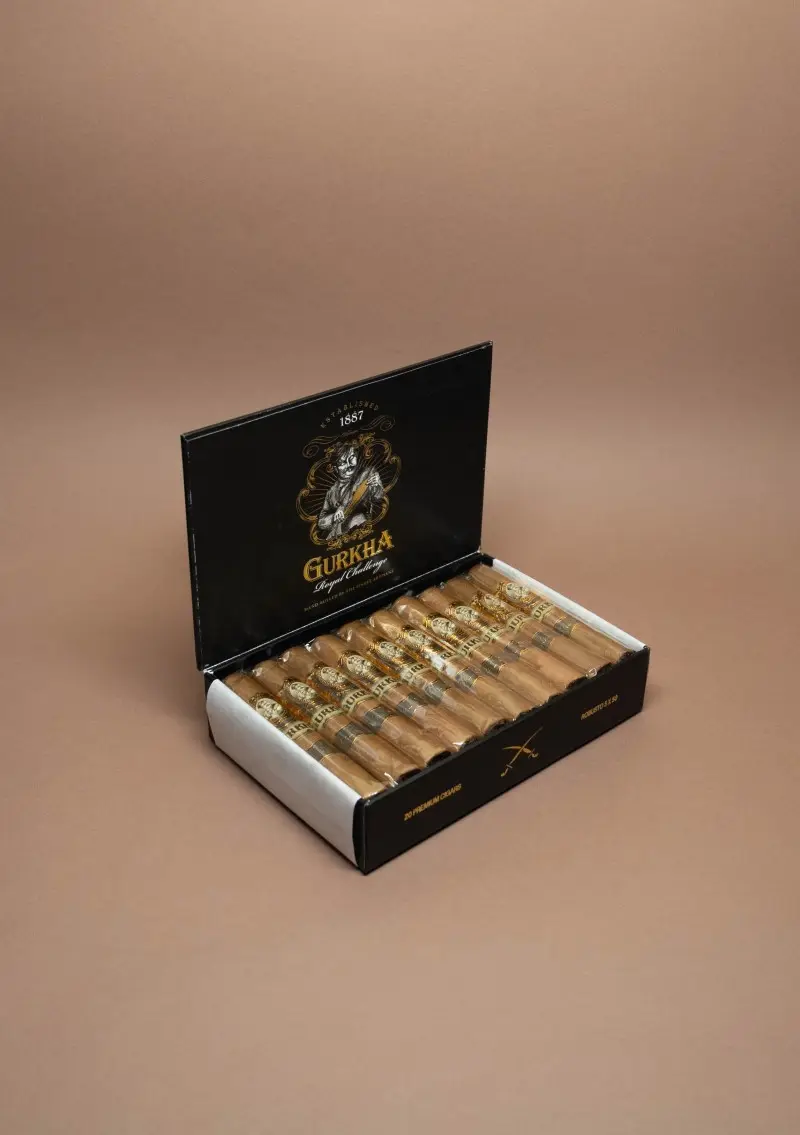 Gurkha, Royal Challenge Robusto