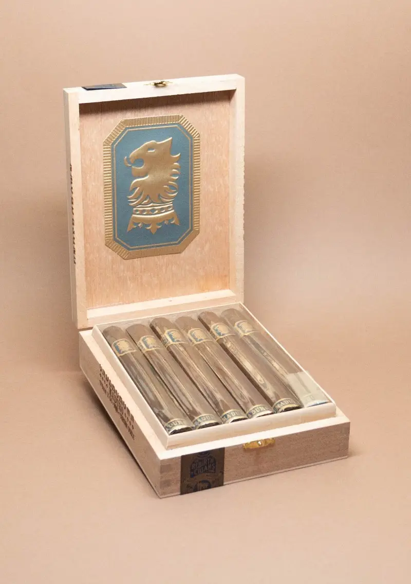Drew Estate, Undercrown Maduro Corona Doble